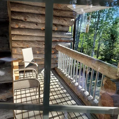 Lomaruka Apartamento *