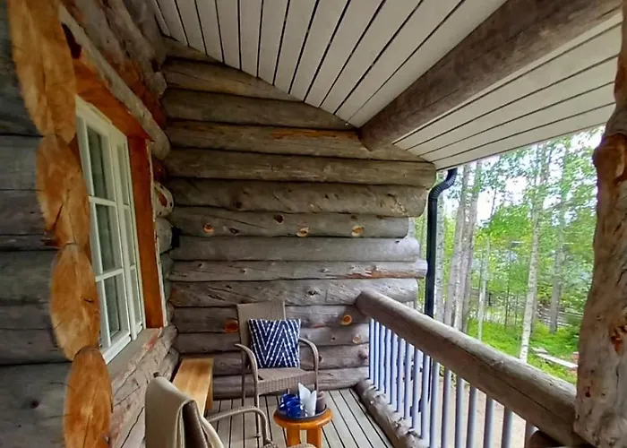 Lomaruka Apartament *