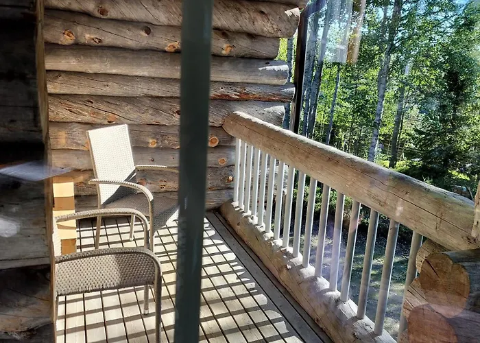 Lomaruka Apartament *