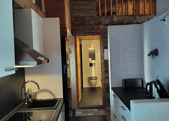 Apartament Lomaruka *