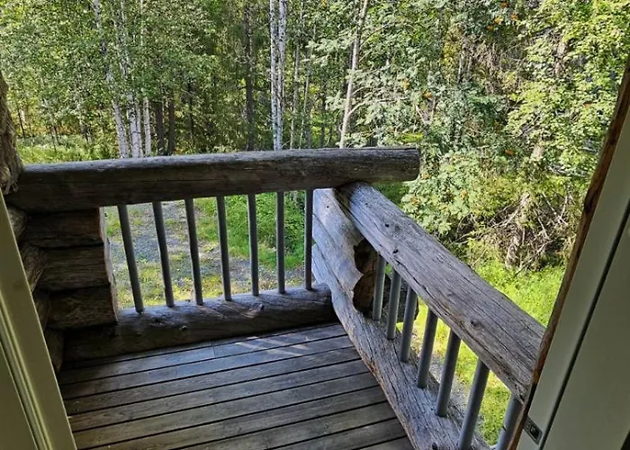 Lomaruka Apartament *